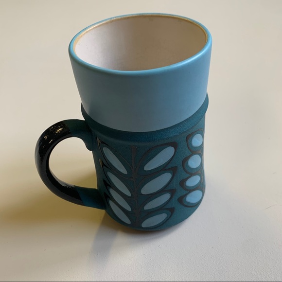 Art Studio Vintage Inspired Mug - Picture 2 of 8